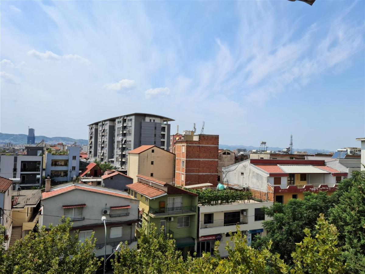2-Bedroom Apartment With Dajti Mountain View 티라나 외부 사진