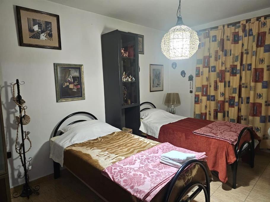 2-Bedroom Apartment With Dajti Mountain View 티라나 외부 사진